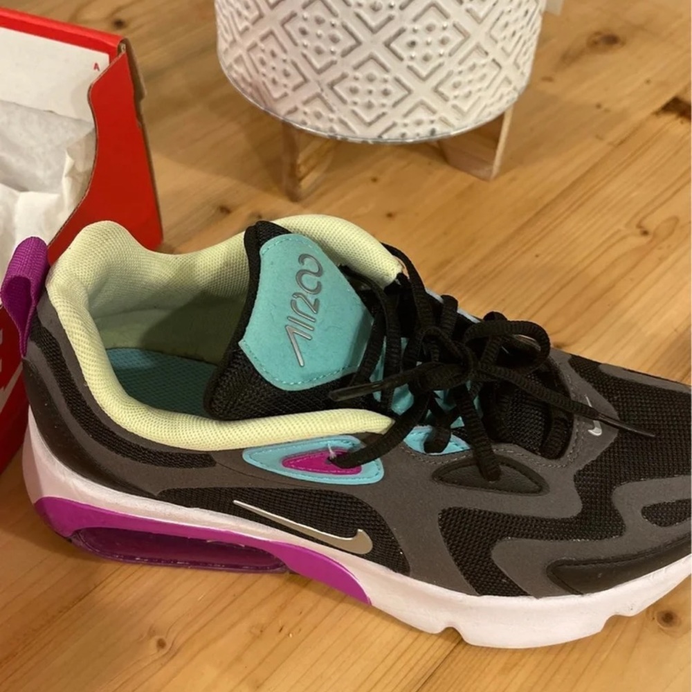 Nike air 200